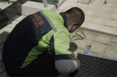 <b>楼层中央空调怎么清洗 清洗楼房空调步骤和注意事项</b>